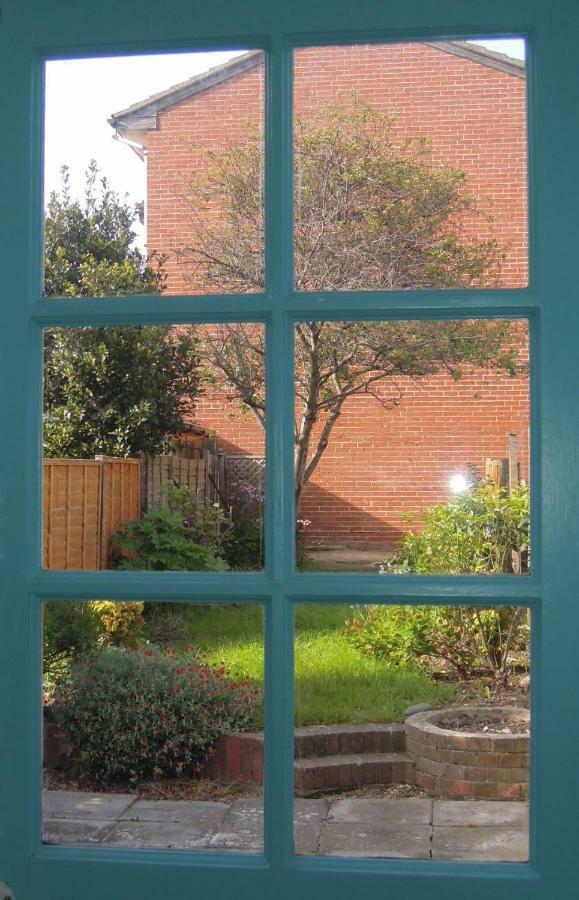פורטסמות' Pretty Victorian Cottage מראה חיצוני תמונה