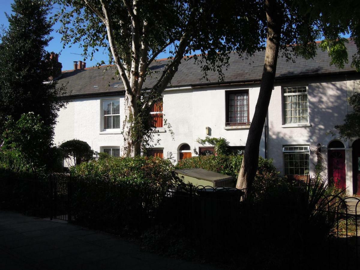 פורטסמות' Pretty Victorian Cottage מראה חיצוני תמונה